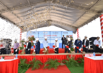 Khởi công dự án nhà máy điện gió Hàn Quốc - Trà Vinh